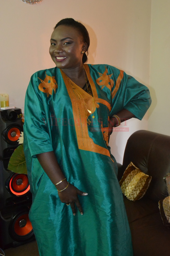 La tigresse de la Zik Fm , Lala Diop dans les locaux de Vipeoples.net La tigresse de la Zik Fm , Lala Diop dans les locaux de Vipeoples.net