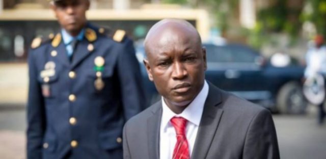 Police nationale : Les mesures fortes du ministre Aly Ngouille Ndiaye ! Police nationale : Les mesures fortes du ministre Aly Ngouille Ndiaye !