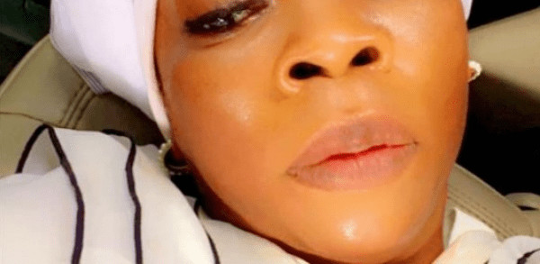 Affaire Pierre Atepa – Aby Ndour : La chanteuse réagit aux révélations de la presse Affaire Pierre Atepa – Aby Ndour : La chanteuse réagit aux révélations de la presse