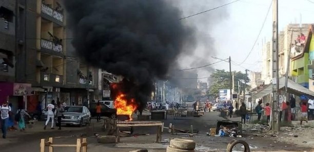 Marche de l’opposition : des manifestations enregistrées dans plusieurs villes de l’intérieur du pays et à Abidjan Marche de l’opposition : des manifestations enregistrées dans plusieurs villes de l’intérieur du pays et à Abidjan