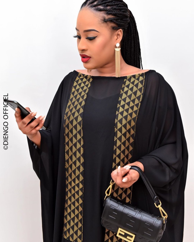 Racky MHDM sublime en robe noire
