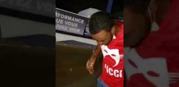 Anniversaire : Abba No Stress arrose Momo Wade d’une bouteille de