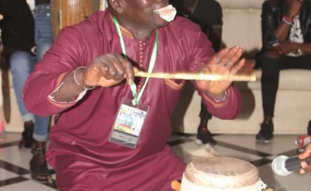 Accident de la route : le célèbre batteur de Pikine Samba Diarra Mbaye entre la vie et la mort Accident de la route : le célèbre batteur de Pikine Samba Diarra Mbaye entre la vie et la mort