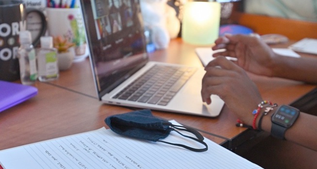 Le port du masque sera « systématisé » dans les entreprises à la rentrée Le port du masque sera « systématisé » dans les entreprises à la rentrée