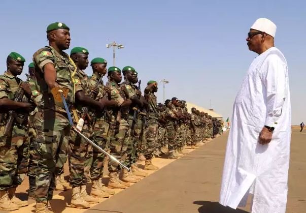 Mutinerie au Mali : Le gouvernement rompt le silence