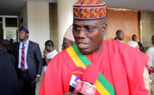 Abdou Mbacké Bara Dolly: " si le Président Macky Sall songe à rééditer le coup de Wade, ce sera..." Abdou Mbacké Bara Dolly: " si le Président Macky Sall songe à rééditer le coup de Wade, ce sera..."