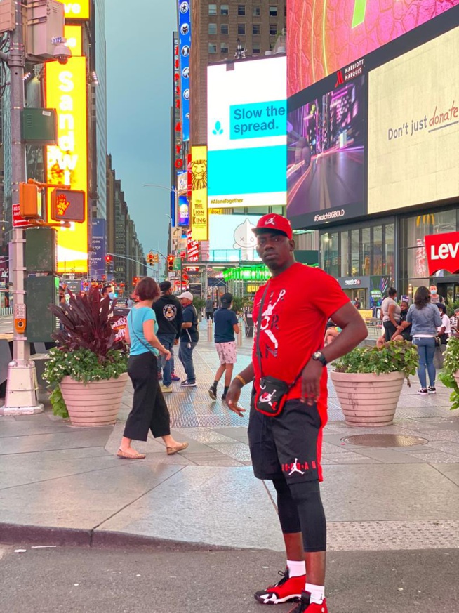 Le Snapeur Niang Kharagne Lo se la coule douce aux USA