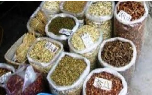 Traitement de la COVID-19: la médecine traditionnelle sénégalaise aussi soigne ses malades… Traitement de la COVID-19: la médecine traditionnelle sénégalaise aussi soigne ses malades…