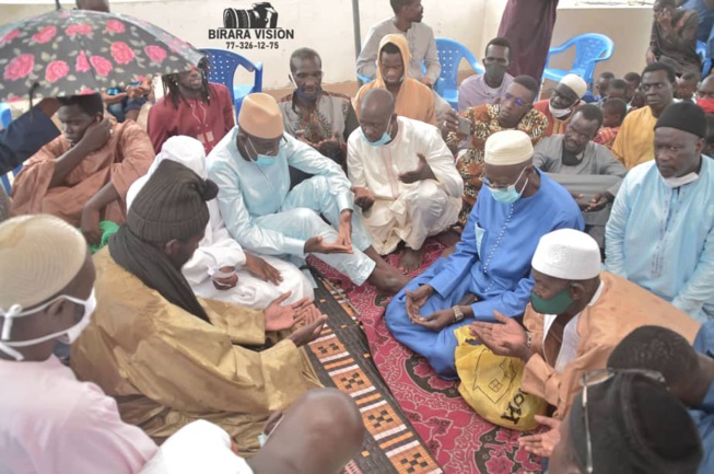 Al khayri l'artiste gambienne Mary Njie fille du promoteur culturel de Atlanta s'est pendue Al khayri l'artiste gambienne Mary Njie fille du promoteur culturel de Atlanta s'est pendue