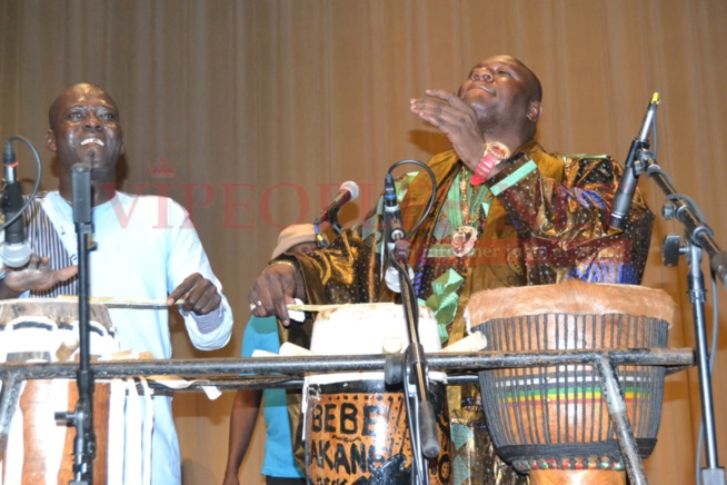 WANTED: L'artiste Pape Ndiaye Nguéweul dans sa nouvelle vie à Rhodeiland WANTED: L'artiste Pape Ndiaye Nguéweul dans sa nouvelle vie à Rhodeiland