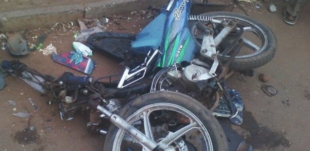 HORREUR A TOUBA : DEUX MAçONS A BORD D’UNE MOTO JAKARTA HEURTES MORTELLEMENT PAR UN CAMION