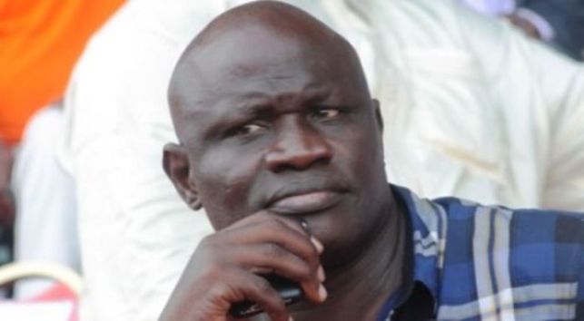 Gaston Mbengue: "Aziz Ndiaye aurait du informer ses pairs promoteurs" Gaston Mbengue: "Aziz Ndiaye aurait du informer ses pairs promoteurs"