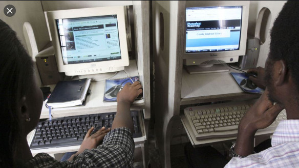 Sextorsion: Un cybercriminel avec des centaines de victimes à son tableau, arrêté Sextorsion: Un cybercriminel avec des centaines de victimes à son tableau, arrêté