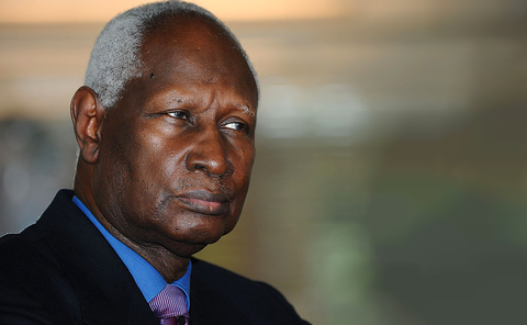 Les dessous de la visite officielle d’Abdou Diouf à Dakar Les dessous de la visite officielle d’Abdou Diouf à Dakar