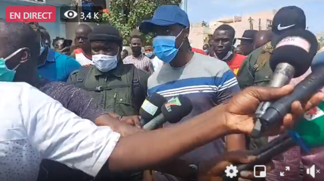 Ousmane Sonko aux sinistré de Keur Massar “Considérer que c’est le député qui parle” Ousmane Sonko aux sinistré de Keur Massar “Considérer que c’est le député qui parle”