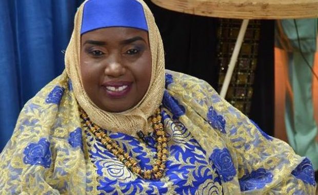 URGENT – L’ANIMATRICE FATOU BINTOU DIOP MENACÉE DE MORT