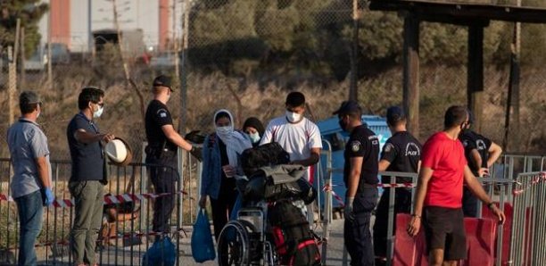International À Lesbos, quelque 800 migrants installés dans le nouveau camp