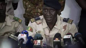 Mali: la junte se dit favorable à une transition menée par un militaire Mali: la junte se dit favorable à une transition menée par un militaire