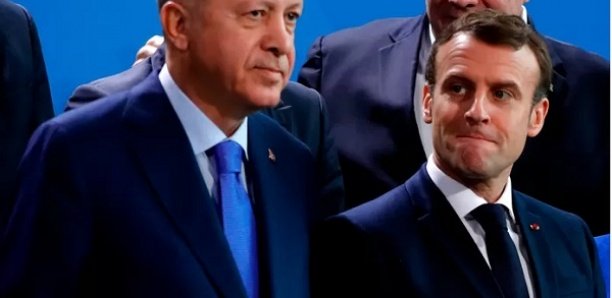 Erdogan s’en prend à Macron le qualifiant d‘”ambitieux incapable”