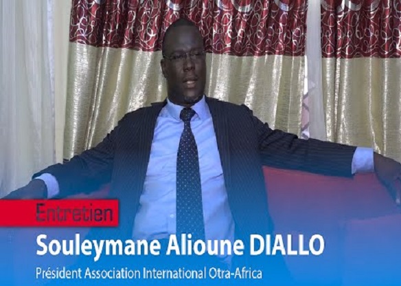 Sénégalais de la diaspora durement impactés par Covid-19 : Souleymane Diallo, le président de l’ONG Otra Africa fustige la politique étrangère du Sénégal Sénégalais de la diaspora durement impactés par Covid-19 : Souleymane Diallo, le président de l’ONG Otra Africa fustige la politique étrangère du Sénégal