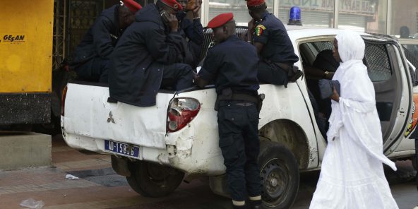 Accusé de vol en réunion, voici ce que risque le policier