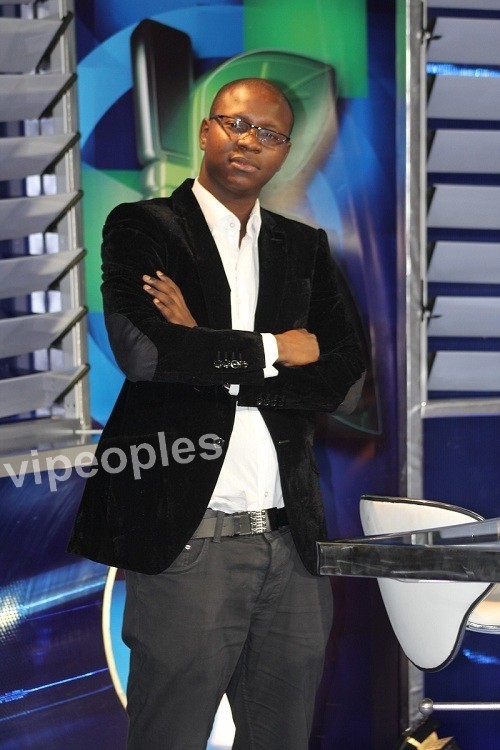 Si vous voulez un expert en informatique, Basile Niane est la! Si vous voulez un expert en informatique, Basile Niane est la!