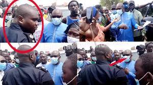 Ahmed Aïdara interdit d'accès à la Mairie de Guédiawaye par la Police : Voici le pourquoi et sa réaction... Ahmed Aïdara interdit d'accès à la Mairie de Guédiawaye par la Police : Voici le pourquoi et sa réaction...