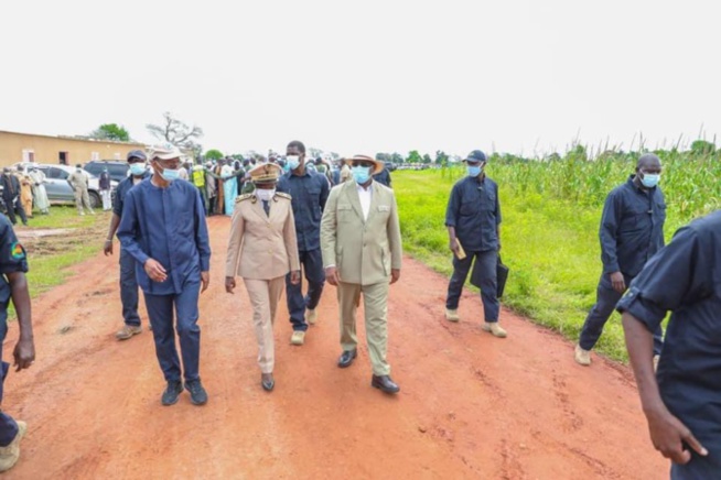 En images - Tournée économique: Macky Sall démarre par "Jamm Bugum" En images - Tournée économique: Macky Sall démarre par "Jamm Bugum"