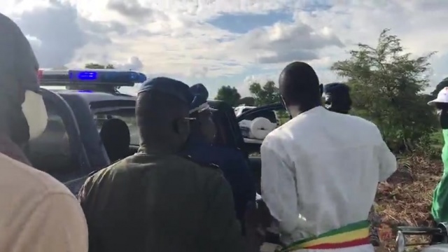 Fausse note dans la visite présidentielle : Docteur Abdourahmane Diallo, un fervent défenseur de Macky Sall arrêté… Fausse note dans la visite présidentielle : Docteur Abdourahmane Diallo, un fervent défenseur de Macky Sall arrêté…