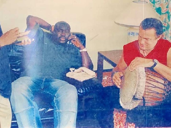 Mbacké Dioum, l'homme qui avait amené Steven Seagal à Touba Mbacké Dioum, l'homme qui avait amené Steven Seagal à Touba