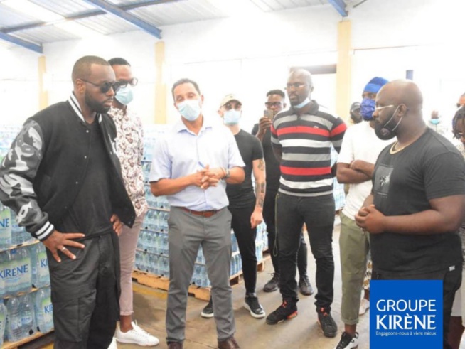 Maître Gims, Barack Adama et autres en visite dans l'usine de Kirène: Les images ! Maître Gims, Barack Adama et autres en visite dans l'usine de Kirène: Les images !