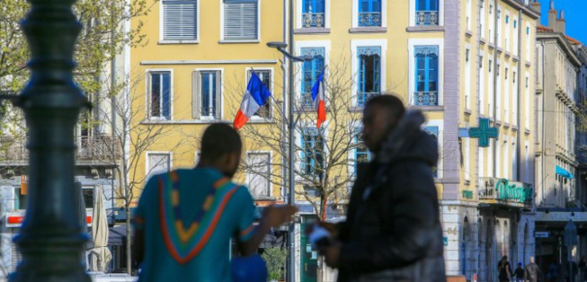 À Touba, les familles dépannent les « modou-modou » impactés par la Covid-19 À Touba, les familles dépannent les « modou-modou » impactés par la Covid-19