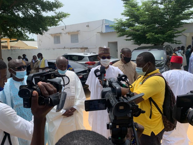 Le Président Abdoul Mbaye Actuellement à Touba Le Président Abdoul Mbaye Actuellement à Touba