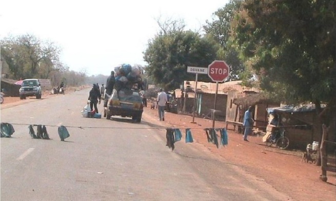 La Guinée a-t-elle bouclé sa frontière avec le Sénégal ? La Guinée a-t-elle bouclé sa frontière avec le Sénégal ?