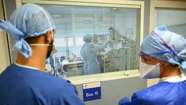 Coronavirus en France: le taux de positivité continue d'augmenter et passe à 7,4%