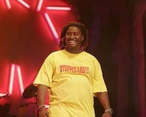 Awadi, entre l’engagement et les affaires : «Si j’avais pas un business qui me rend indépendant, je serais mort mystiquement» Awadi, entre l’engagement et les affaires : «Si j’avais pas un business qui me rend indépendant, je serais mort mystiquement»