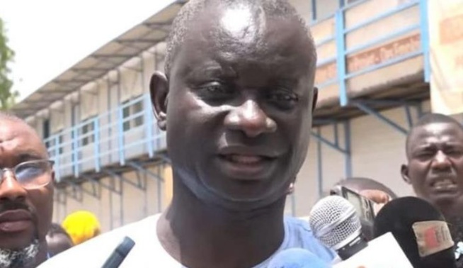 Expulsé De Sa Maison, Diop Iseg Crache Du Feu Sur Son Épouse Aïssatou Seydi Et L’accuse De… Expulsé De Sa Maison, Diop Iseg Crache Du Feu Sur Son Épouse Aïssatou Seydi Et L’accuse De…