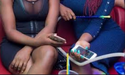 Kawteff À Yoff – Fuite Audio Whatsapp: »Deux Femmes Mariées Se Vilipendent: » Sa Da.. Bi Gneup Moss Nagn Ko »
