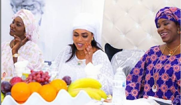 Touba: Sokhna Aida Diallo aperçue chez Serigne Cheikh Saliou Mbacké Touba: Sokhna Aida Diallo aperçue chez Serigne Cheikh Saliou Mbacké