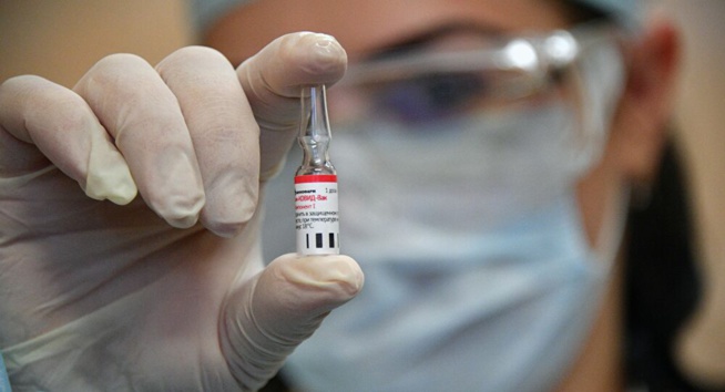 Invité par Moscou à collaborer sur le vaccin Spoutnik V, Londres a refusé