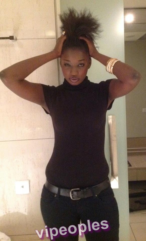 Yacine Bare a tout d"une femme: beauté, djoole, forme et poté!!!