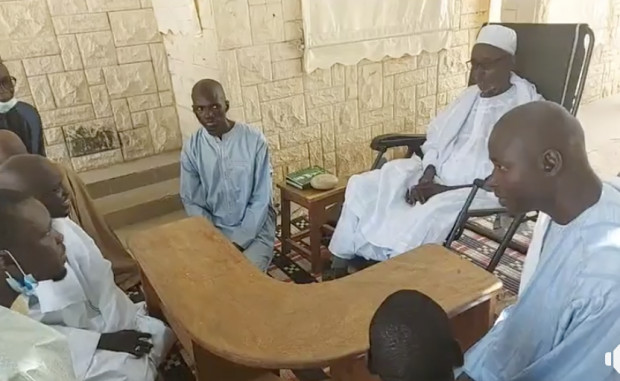 Vidéo-Touba : Les mots de Serigne Cheikh Saliou Mbacké à Ousmane Sonko Vidéo-Touba : Les mots de Serigne Cheikh Saliou Mbacké à Ousmane Sonko