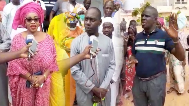 Vidéo / Guédiawaye: Les populations de Darou Salam adoubent le CEM Macky Sall Vidéo / Guédiawaye: Les populations de Darou Salam adoubent le CEM Macky Sall