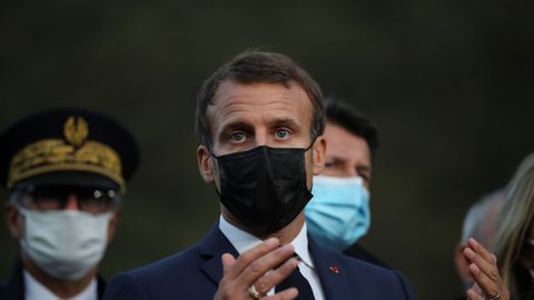 Macron promet «plusieurs centaines de millions d'euros» pour reconstruire les villages dévastés par les crues Macron promet «plusieurs centaines de millions d'euros» pour reconstruire les villages dévastés par les crues
