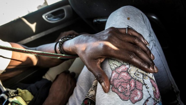 Vidéo-un présumé h*mo$exuel battu et expulsé à Touba