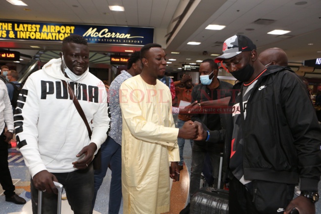 En images depuis l'aeroport de Las Vegas, l'arrivés des guest de Mo Gate pour au Las Vegas Fashion week En images depuis l'aeroport de Las Vegas, l'arrivés des guest de Mo Gate pour au Las Vegas Fashion week