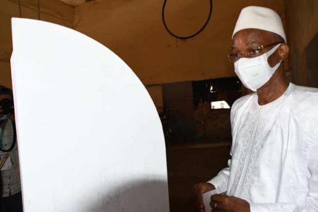 Présidentiel en guinée Cellou Dalein Diallo largement devant