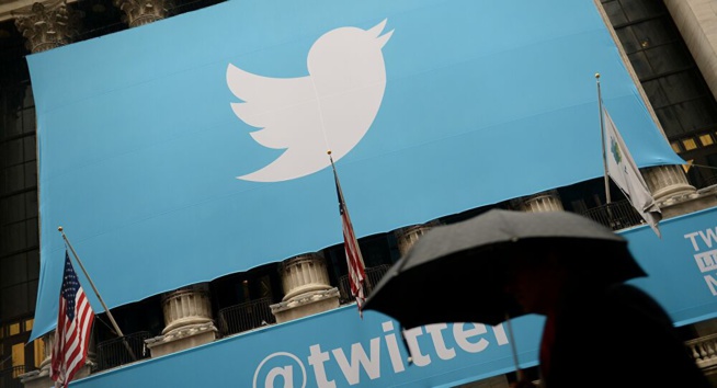 Twitter supprime la publication d’un conseiller de Trump sur les masques de protection