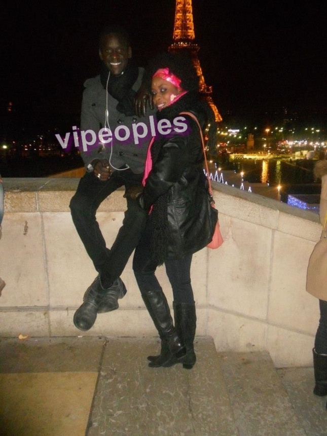 Souleymane Julo Pro et sa copine prennent du bon temps à la tour Eiffel