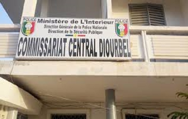 Diourbel - Installation du nouveau commissaire: Mor Ngom entre défis et meilleure collaboration avec les populations Diourbel - Installation du nouveau commissaire: Mor Ngom entre défis et meilleure collaboration avec les populations